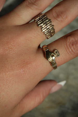 GOLDEN CLAUDAUGH RING