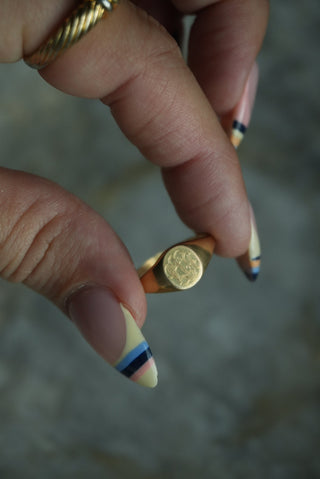 BUTTON SIGNET SZ SZ 7