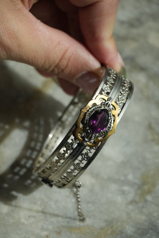 Ren Fair - Floral Motif Bangle