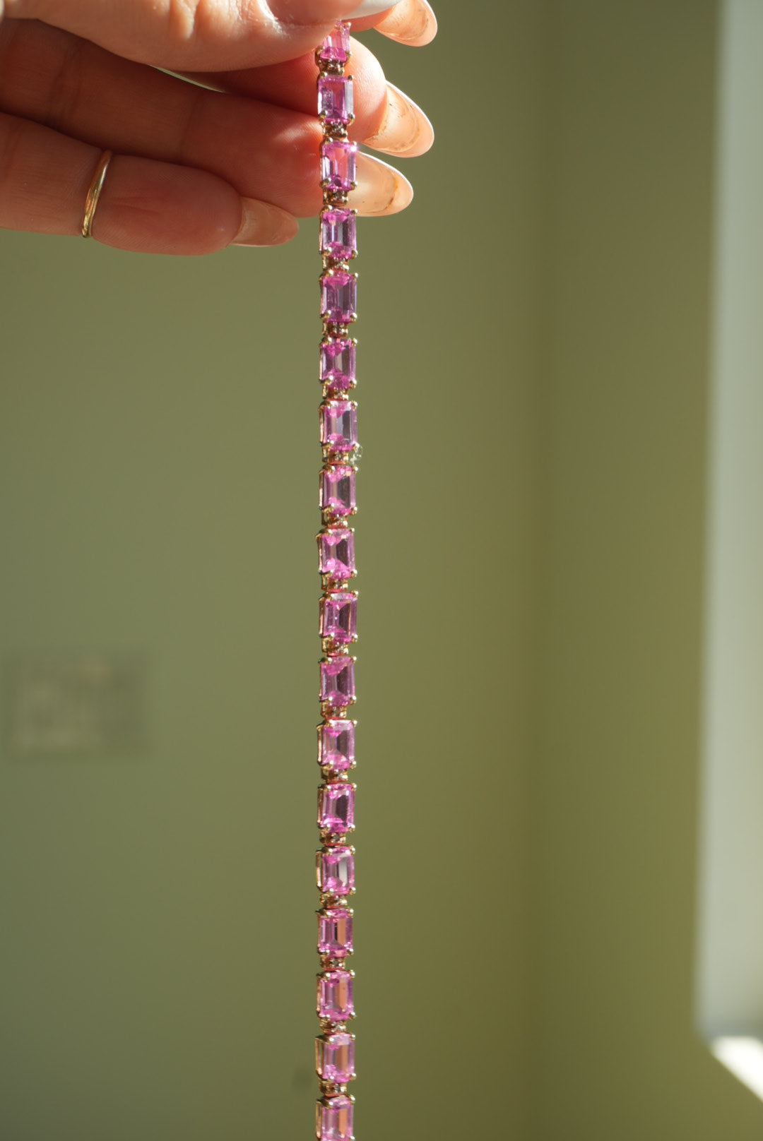 PINK SAPPHIRE DREAM WORLD