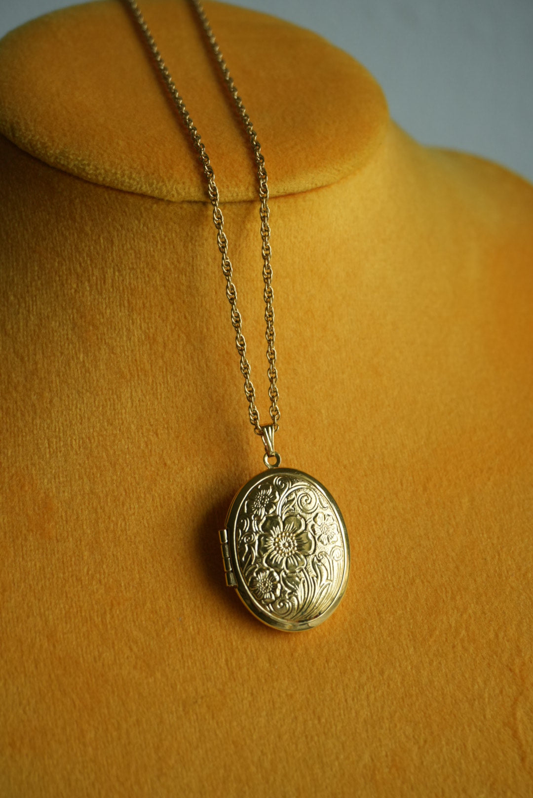 LOCKET OF SECRETS