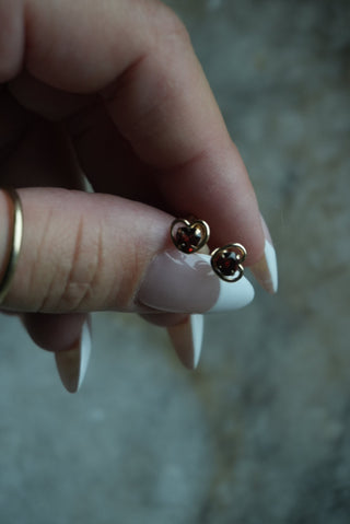 14K GARNET HEART STUDS