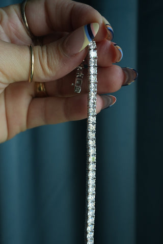 THE PERFECT TENNIS BRACELET
