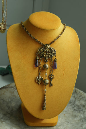 HEARTFELT BROACH