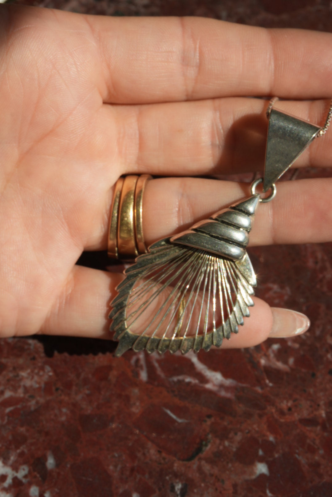 WIRED CONCH
