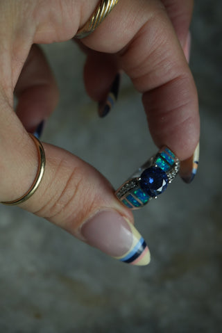 SHADES OF BLUE SZ 7