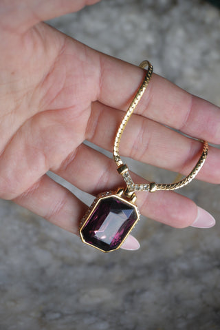 AMULET KEEPER
