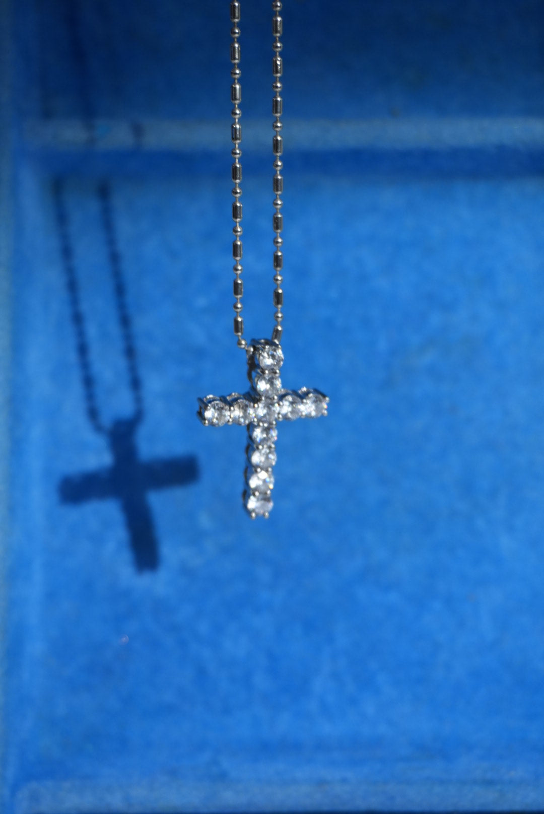 CRYSTAL CROSS