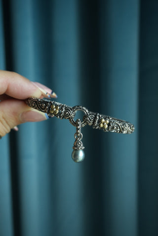 BARBARA BIXBY BANGLE - 18K & STERLING SILVER