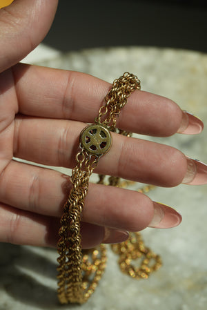 GOLDEN STACKS