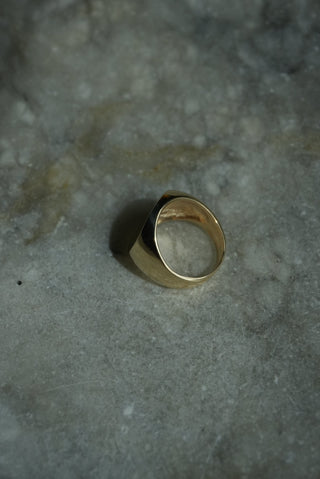 10k Large Signet Ring
