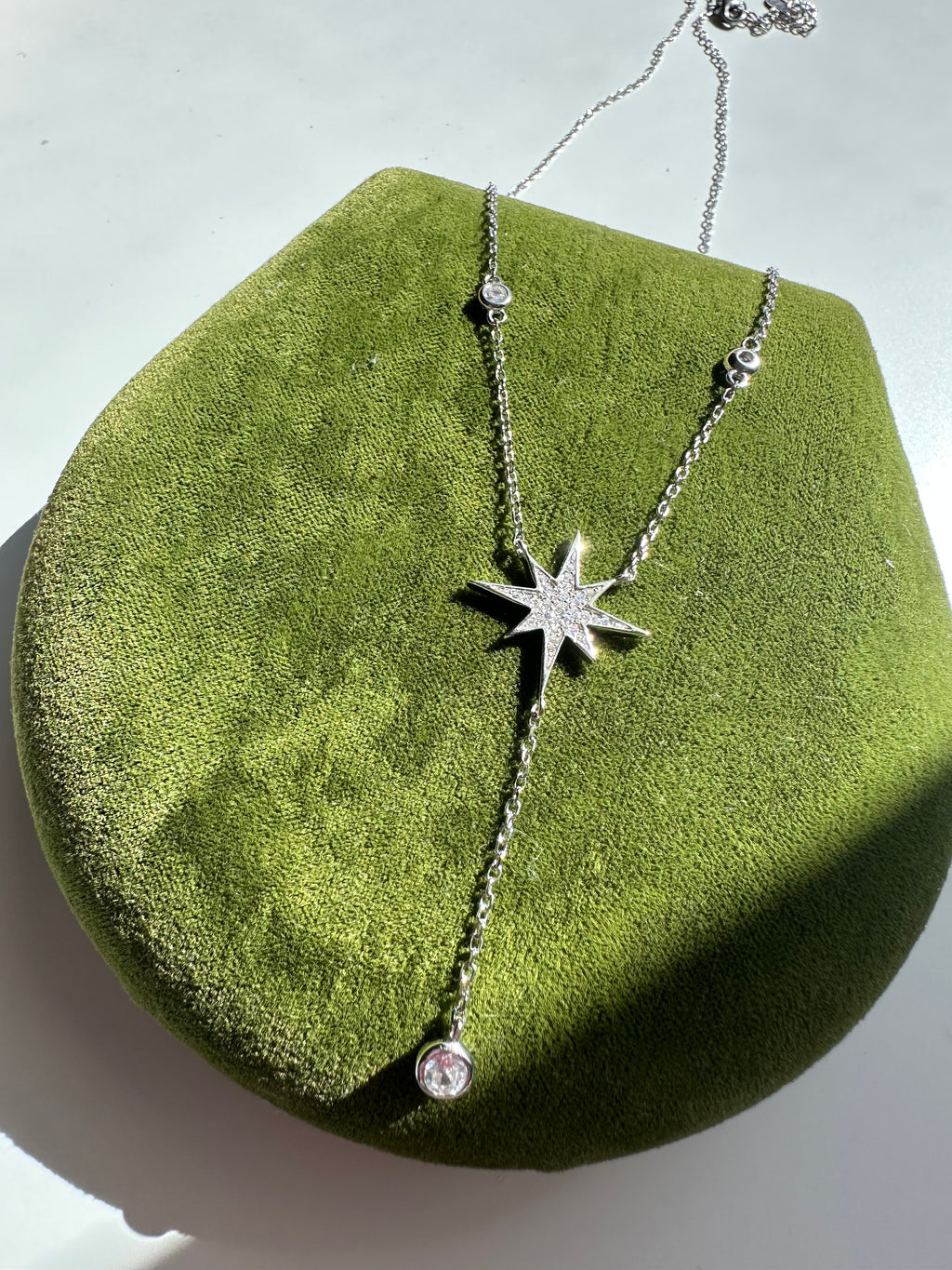 WISH UPON A STARBURST NECKLACE