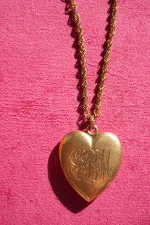 RARE ANTIQUE LOCKET