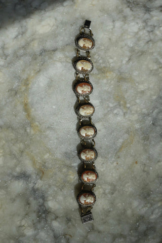 ANTIQUE CAMEOS