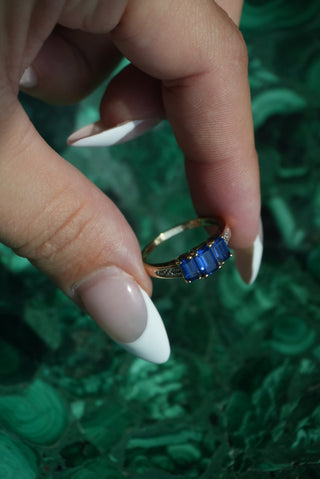10K BLUE SAPPHIRE RING