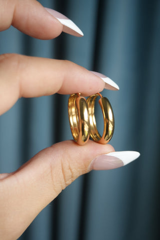 GOLDEN HOOPS
