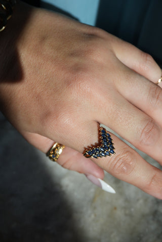 10K HONEYCOMB SAPPHIRE RING￼