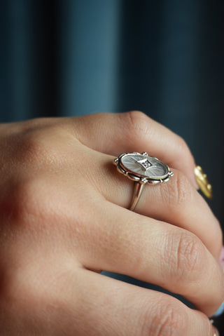 10K VICTORIAN GLASS RING