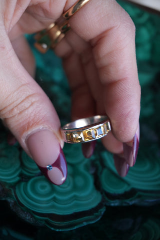 CHANNEL SET CITRINE SZ 7