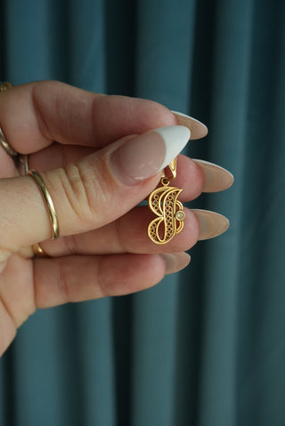 14K J PENDANT