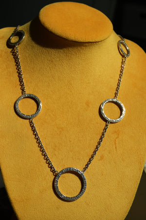 GRADUATED GREEK KEYS