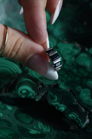 14k White Gold Sapphire Ring
