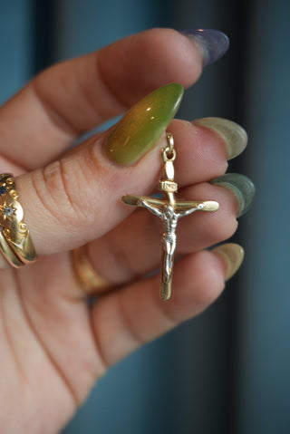 14K CRUCIFIX PENDANT
