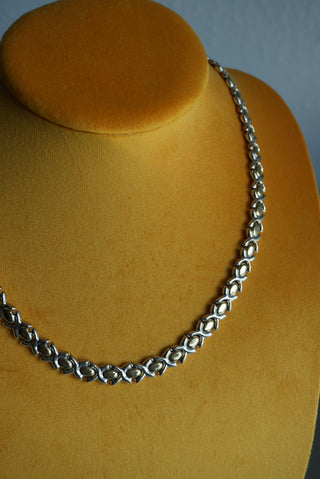 DUALITY CHAINS