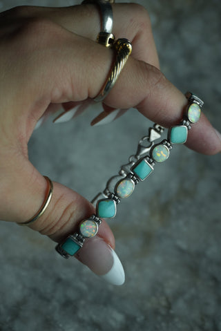 TURQUOISE DREAMS