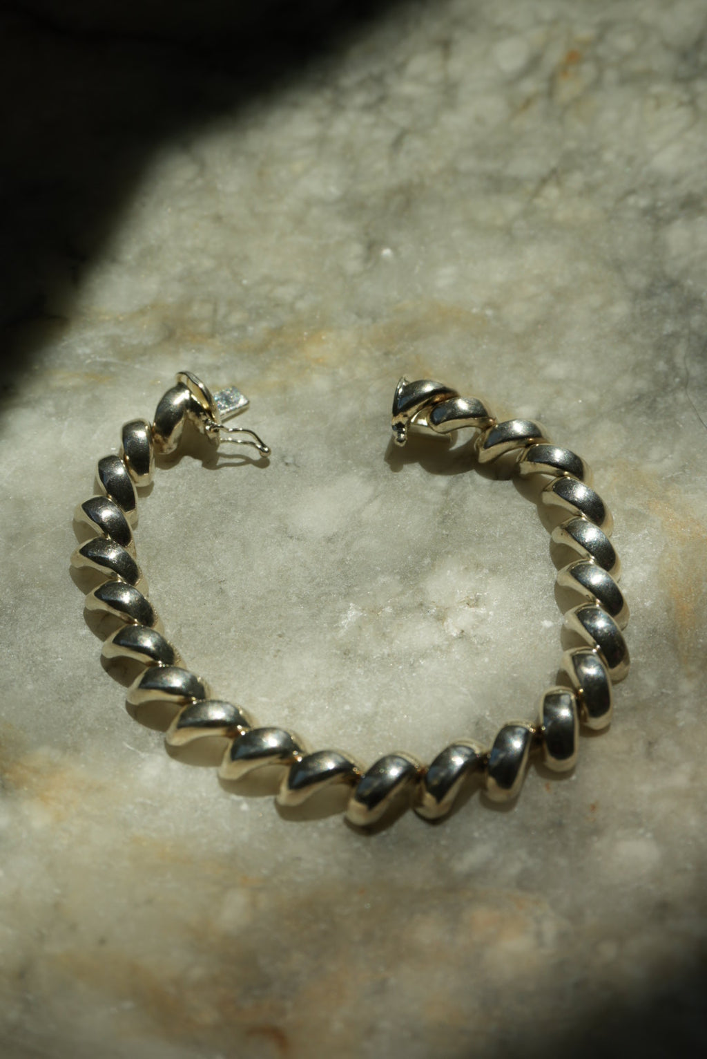 CROISSANT BRACELET