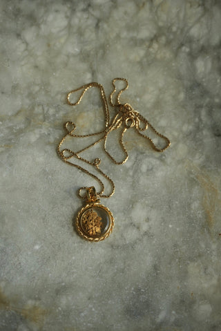 GOLDEN NUGGET CHARM NECKLACE