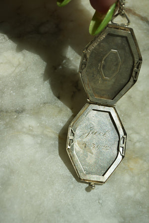 “MEE” LOCKET