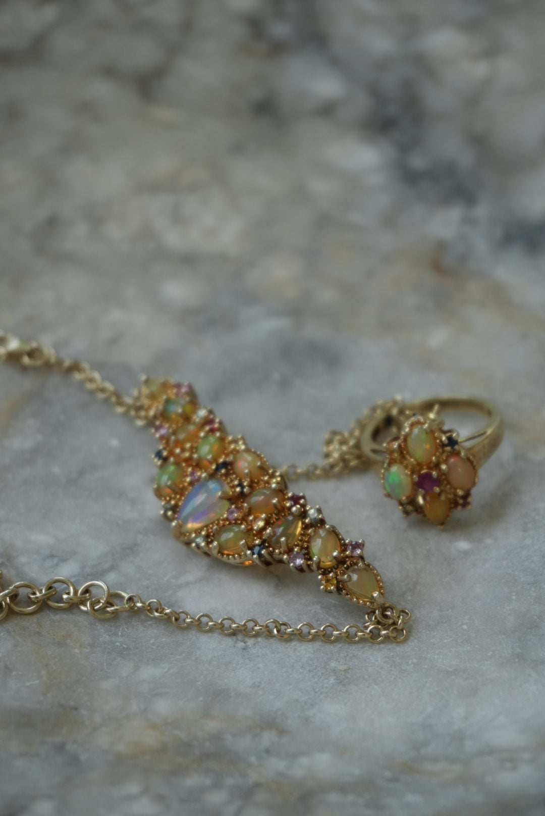 GOLDEN HAND CHAINS