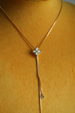 LUCKY LARIAT