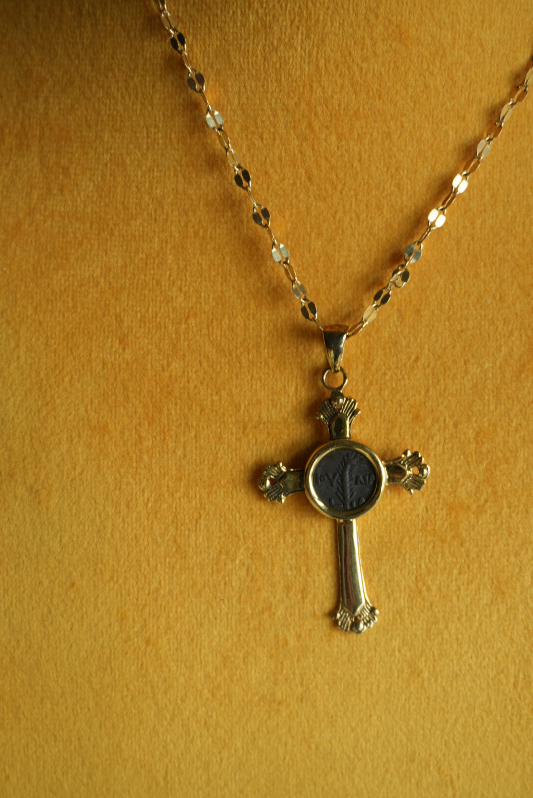 WIDOWS CROSS