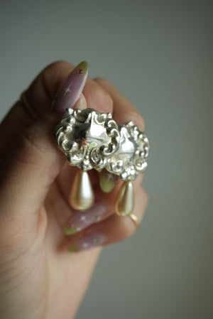 DUCHESS DROPS