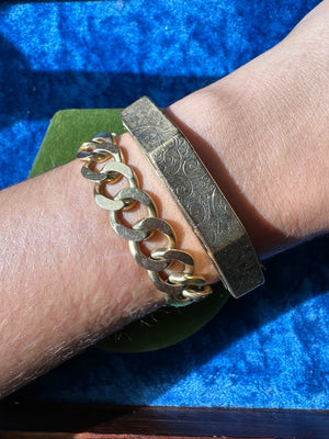GOLDEN BANGLES