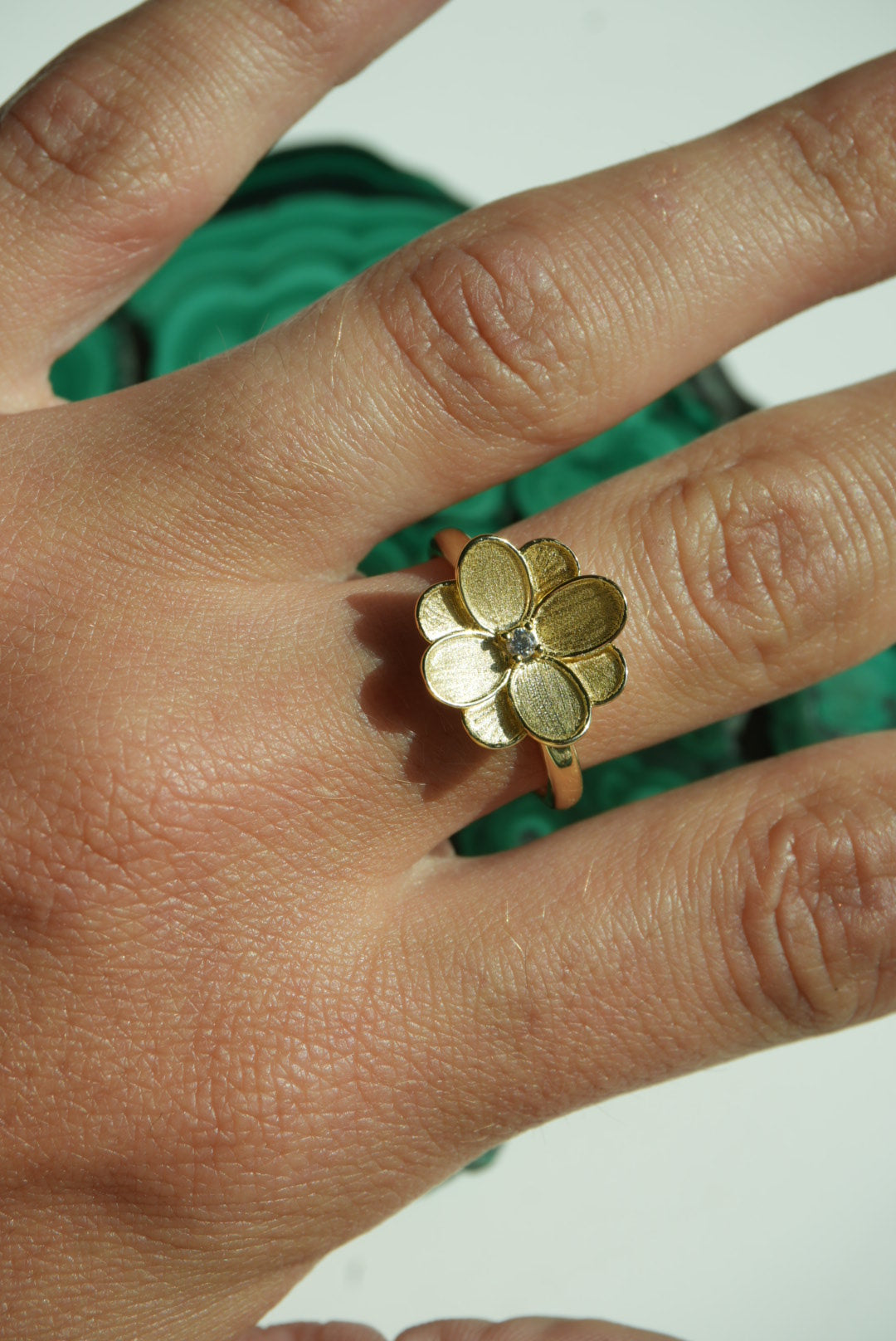 GOLDEN FLOWERS