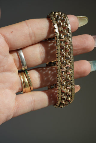 TWO CHAINS