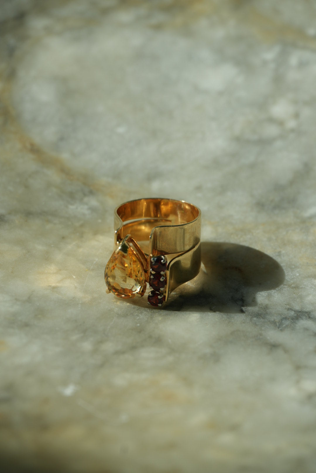 RARE VINTAGE RING