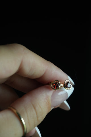 14K GARNET HEART STUDS