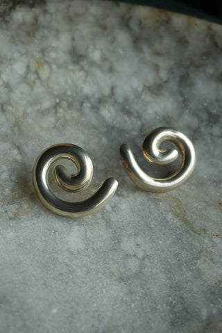 SWIRL ME AROUND