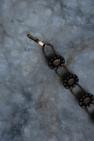 Daisy Chain - Vintage Costume Bracelet