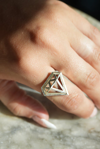 DIAMOND DISTRICT SZ 9