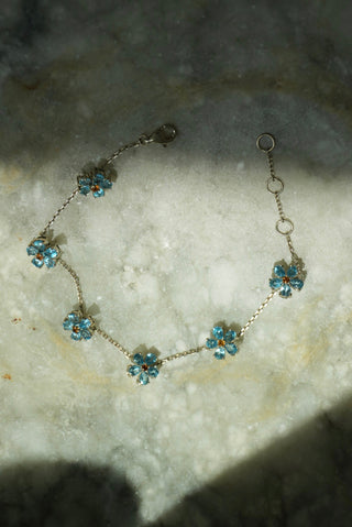 DAISY CHAINS
