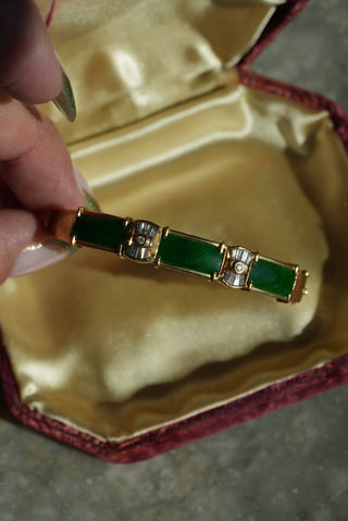 18k Jade & Diamond Bangle Bracelet