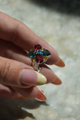 GLASS FLOWERS SZ 8