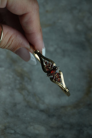 10K GARNET BANGLE