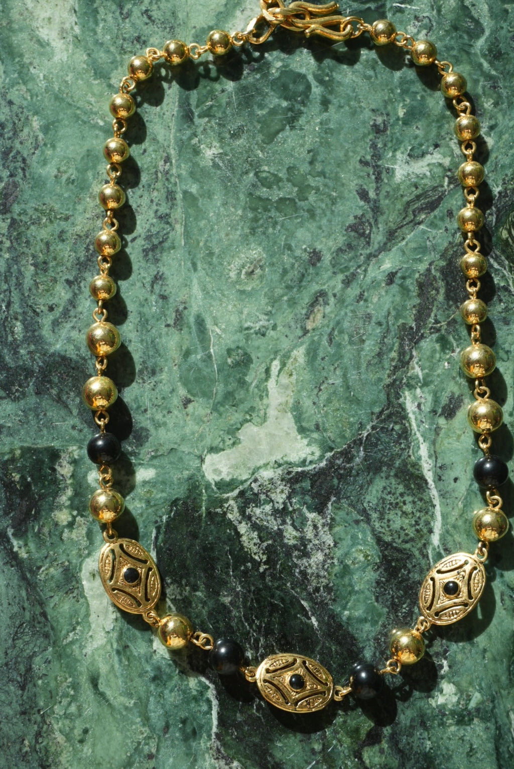 RARE VINTAGE ONYX NECKLACE