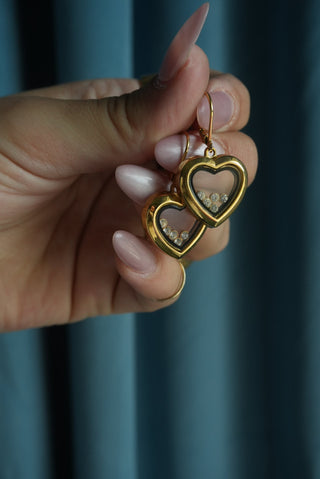 Heart Shaker - Goldtone Heart Earring